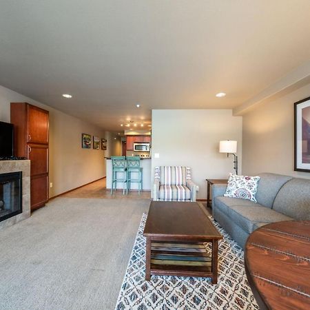 Grandview Lake Chelan- Waterfront View, Pool, Hot Tub, Golf, 1 Min To Downtown Exteriör bild