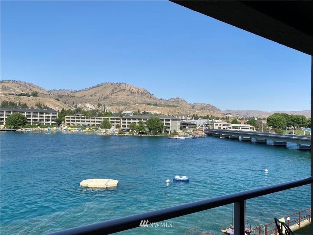 Grandview Lake Chelan- Waterfront View, Pool, Hot Tub, Golf, 1 Min To Downtown Exteriör bild