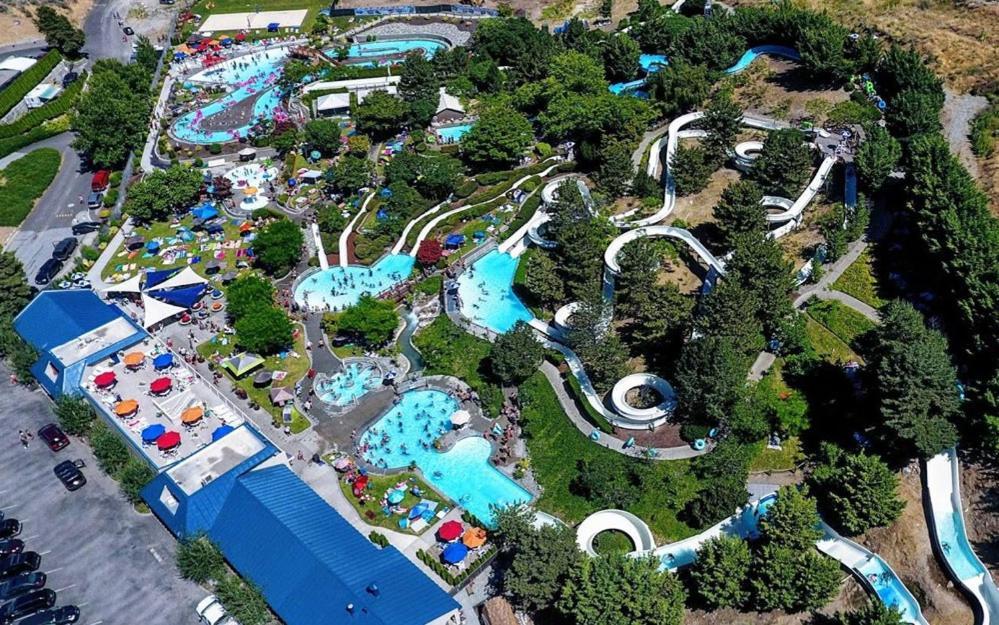 Grandview Lake Chelan- Waterfront View, Pool, Hot Tub, Golf, 1 Min To Downtown Exteriör bild