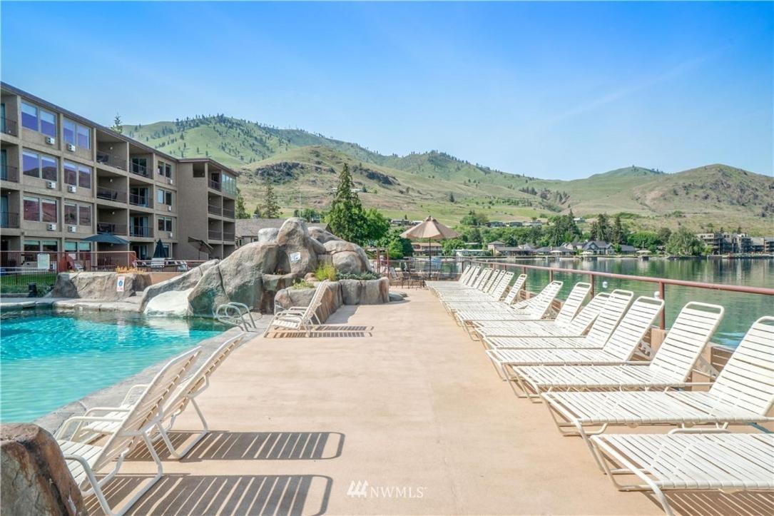 Grandview Lake Chelan- Waterfront View, Pool, Hot Tub, Golf, 1 Min To Downtown Exteriör bild